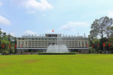 Ho Chi Minh Şehri, Vietnam - 28 Mart 2019: Birleşme Sarayı veya Bağımsızlık Sarayı 'nın' Dinh Thong Nhat 'görüntüsü. Vietnam, Saigon 'da bir dönüm noktası. Seçici odak
