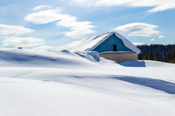 House Covered Snow Winter Landscape Wooden Building Deep Snowdrift Sunny — Stock Photo, Image