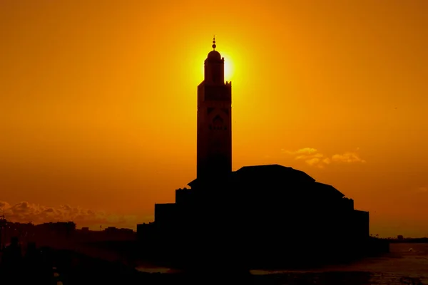 Orange Solnedgång Ovanför Svarta Silhuetter Minaret Moskén Hassan Moskén Casablanca — Stockfoto