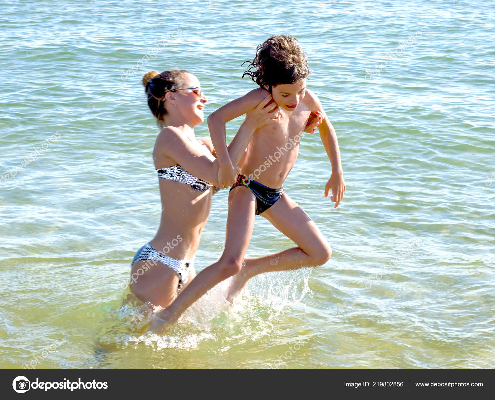 Teens At The Beach Pics