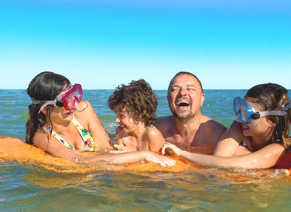 Happy Family Children Swimming Having Fun Sea Inflatable Mattress Happy — Stock Photo, Image