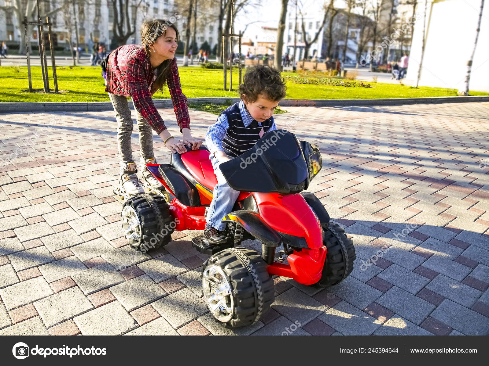 kids outdoor riding toys