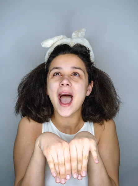 Portrait of nice cute lovely attractive cheerful positive funny funky girl wearing headband enjoying holiday showing hands like paws isolated over gray background — Stock Photo, Image