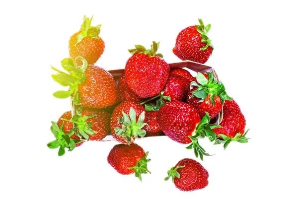 Köstliche Reife Erdbeere Holzkorb Isoliert Auf Weißem Hintergrund Ansicht Von — Stockfoto