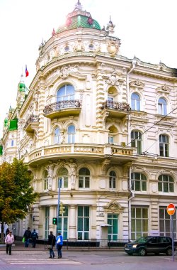 Rostov-on-Don, Rusya-14 Ekim, 2012: Rostov-on-Don yönetiminin Inşası. Büyük bahçe Sokağı