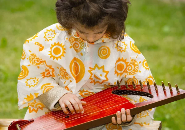 Young Child Boy Playing Gusli Psaltery Ancient Traditional Russian Folk — Stock Photo, Image