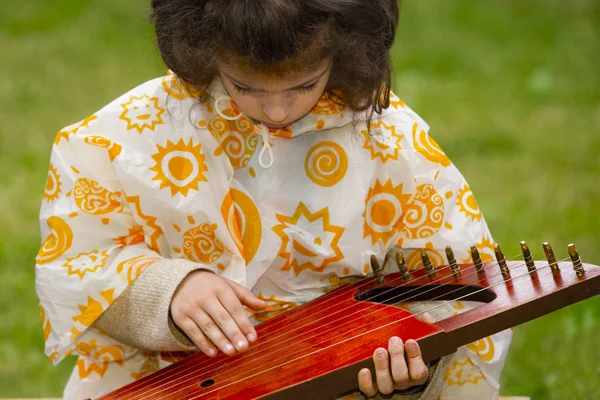 Young Child Boy Playing Gusli Psaltery Ancient Traditional Russian Folk — Stock Photo, Image