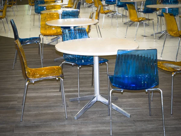 Mesas Comedor Con Sillas Transparentes Hipermercado Cafetería — Foto de Stock