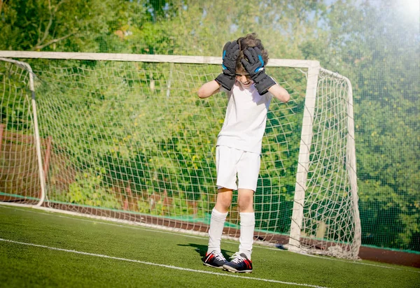 Zomer Voetbaltoernooi Voor Jong Kind Voetbalclub Emoties Spelvreugde Jonge Keeper — Stockfoto