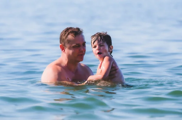 Papa Und Sein Sohn Schwimmen Meer Mittelmeer — Stockfoto
