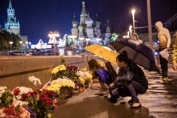 Moskau Russland Juni 2015 Porträt Und Blumen Ort Des Mordes — Stockfoto
