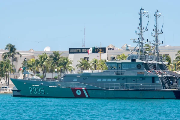 Isla Mujeres, 19 Nisan 2018: P335 Meksika sahil deniz kuvvetleri, sahil Isla Mujeres, Meksika görünümünü