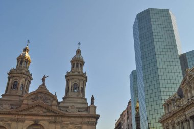 Metropolitan Katedrali, Armas Meydanı, Santiago de Şili