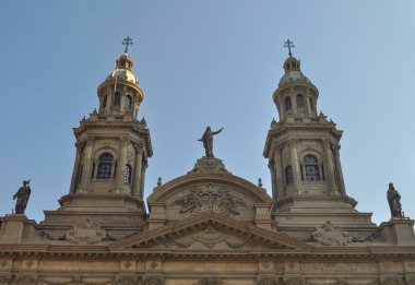 Metropolitan Katedrali, Armas Meydanı, Santiago de Şili