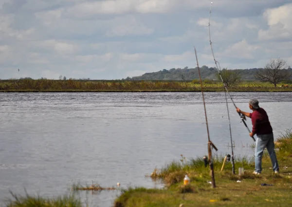 Baradero Buenos Aires Argentina Abril Jovem Pescando Costa Rio Paraná — Fotografia de Stock