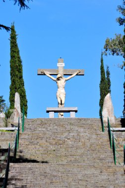 İn görüntülemek bir Jesus heykel Calvario Tandil şehir Buenos Aires, Arjantin karşı mavi sk