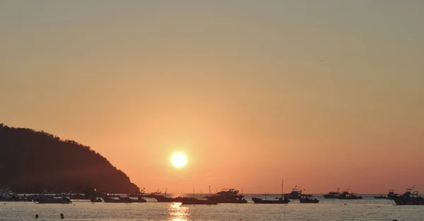 Puerto Lopez Ekvador Batımında Balıkçı Tekneleri — Stok fotoğraf