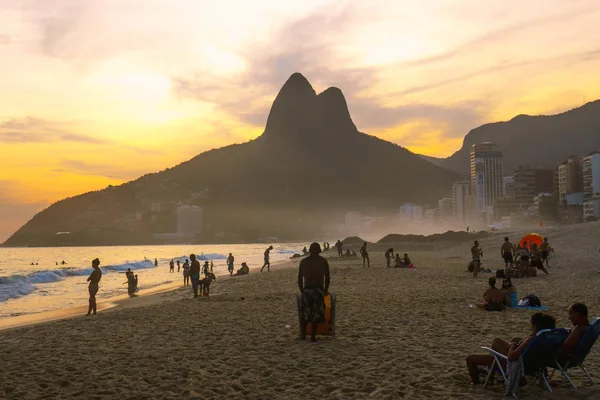 Ipanema Beach Bij Zonsondergang Rio Janeiro Brazilië — Stockfoto