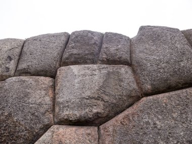 Antik bir İnka duvarı Sacsayhuaman, Cuzco, Peru, Güney Amerika içinde detay