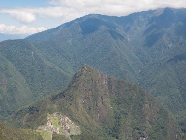 Machu Picchu başına Machu Picchu dağ, Andes, Cusco, antik Inca şehir üzerinden görüntülemek