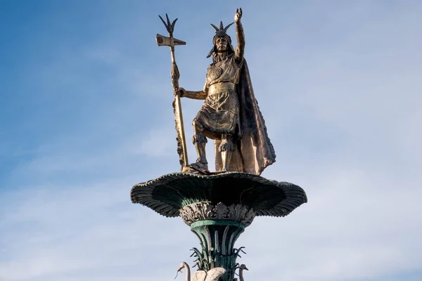 Fontana Acqua Manco Capac Statua Oro — Foto Stock