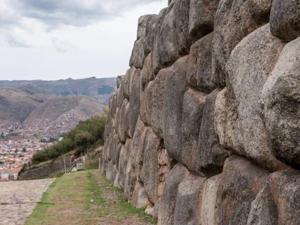 萨克塞华曼附近库斯科 在南美洲秘鲁古印加墙的细节 — 图库照片