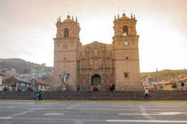 Katedral: Puno, Peru