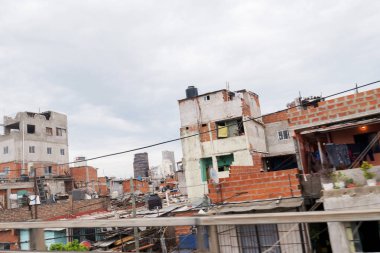 Buenos Aires - Aralık 01: Gecekondu Villa 31, Buenos Aires, Arjantin, 01 Aralık, 2016 denilen Buenos Aires görünümünü. Argentin başkenti ortasına yasadışı olarak inşa edilmiş evlerde Villa 31'dir