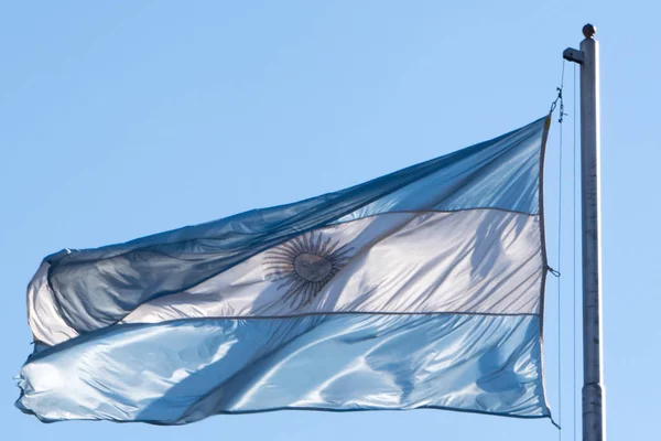 Bandera Argentina Ondeando Aire Libre Contra Cielo Azul — Foto de Stock