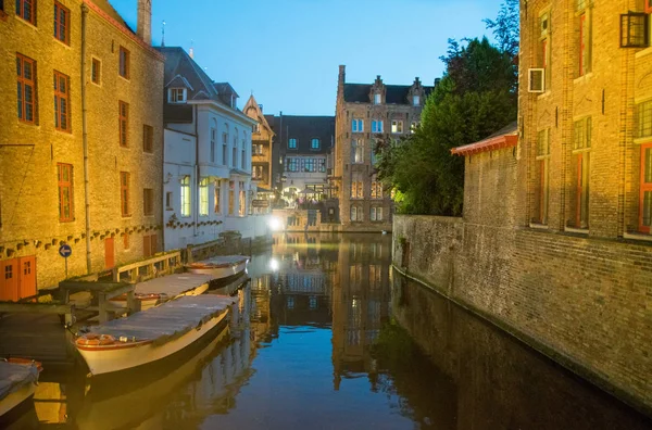 Vista Nocturna Del Canal Brujas Bélgica — Foto de Stock