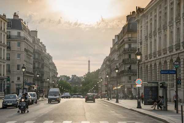 フランス 2017 ビューのパリ通り パリの夕暮れ — ストック写真