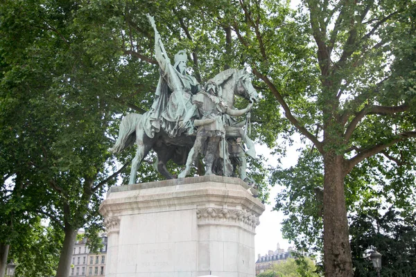 Statue Charlemagne Ses Leudes Par Cathédrale Notre Dame Paris — Photo