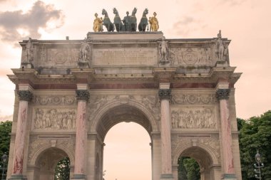 Arc de Triomphe du atlıkarınca Paris, Fransa