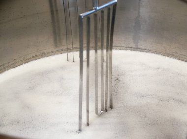 KDV-makine cheesemaking Dükkanı sütte curding kışkırtmaya bıçakları döndürme