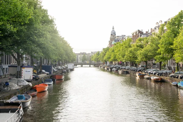 Amsterdam Kanalları Amsterdam Hollanda Nın Başkenti Kalabalık Olduğunu — Stok fotoğraf