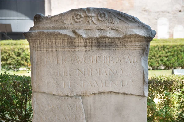 Una Lastra Funeraria Nelle Terme Diocleziano Roma Italia — Foto Stock