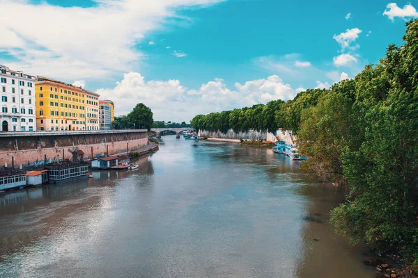 Tiver Ποταμό Θέα Από Ponte Giuseppe Mazzini Στη Ρώμη Ιταλία — Φωτογραφία Αρχείου