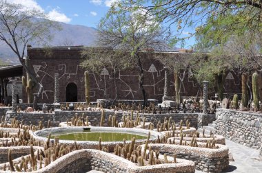 Tucuman, Amaicha Del Valle, Arjantin - 03 Mart 2019: Tucuman Eyaleti Pachamama Müzesi, Arjantin