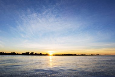 Parana Nehri, Buenos Aires'te Alacakaranlıkta, Arjantin