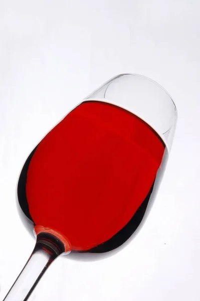 Wine Glass Containing Red Wine Low Angle View — Stock Photo, Image