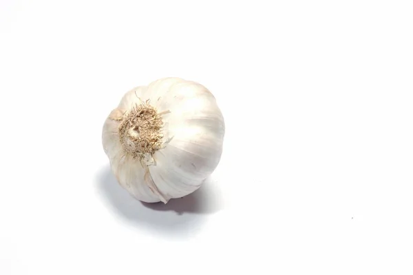 Knoblauch Aus Nächster Nähe Vor Weißem Hintergrund — Stockfoto