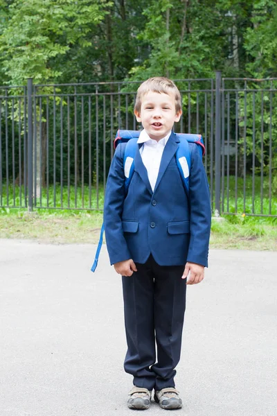 Chlapec Jde Poprvé Školy — Stock fotografie