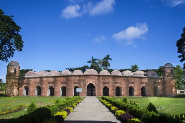 Altmış kubbe Camii Unesco Dünya Mirası sit alanı. Bangladeş.
