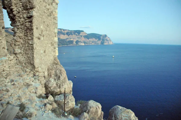 Крым Балаклава День Море Старая Башня — стоковое фото