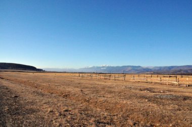  Irkut Nehri Vadisi, Sayan Dağları