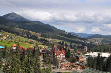 Karpatlar, Bukovel, yaz, gün, bulutlar