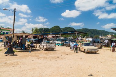 Raxruha, Guatemala - 16 Mart 2016: Raxruha şehir ulaşım terminalde görünümünü.