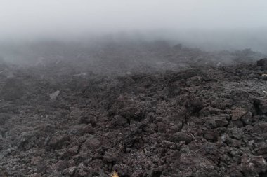 Guatemala Pacaya yanardağ lav alan kaplayan sis