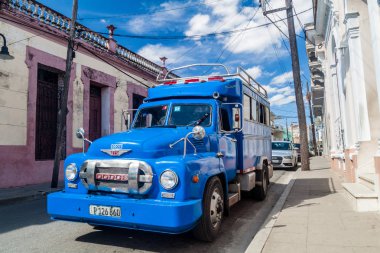 Camagüey, Cuba - 25 Ocak 2016: Camagüey eski Dodge Kamyon
