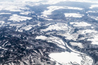 Çek Cumhuriyeti manzara kış hava görünümünü. Berounka Nehri Vadisi.